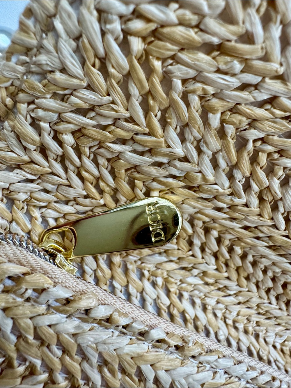 Dior Natural Raffia Envelope Clutch with Gold Chain - Picture 4 of 8